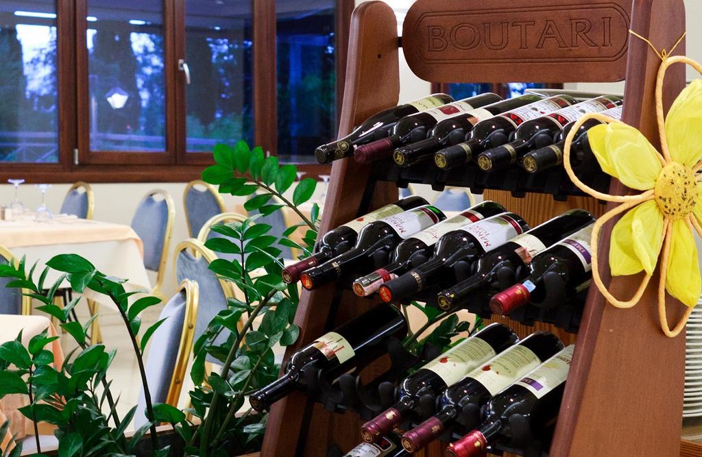 Miramare Hotel Еретрия Екстериор снимка